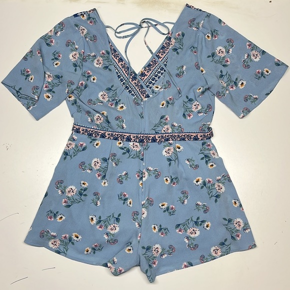 **2/$20** Trixxi romper - Large - Picture 3 of 9
